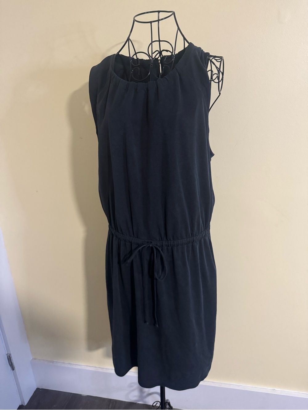 Ann Taylor LOFT Classic Blouson Silhouette Drawstring Waist Size Large - Picture 2 of 5